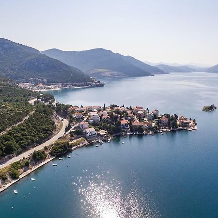 Apartmani Marina Klek Exteriör bild