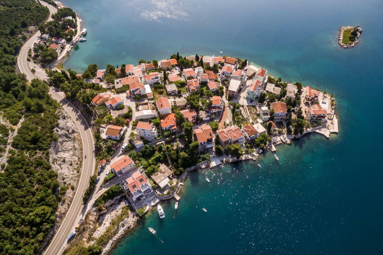 Apartmani Marina Klek Exteriör bild