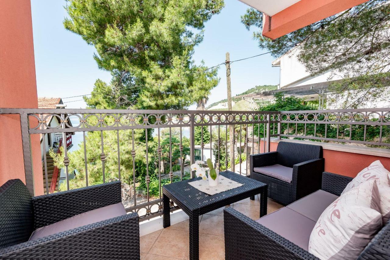 Apartmani Marina Klek Exteriör bild