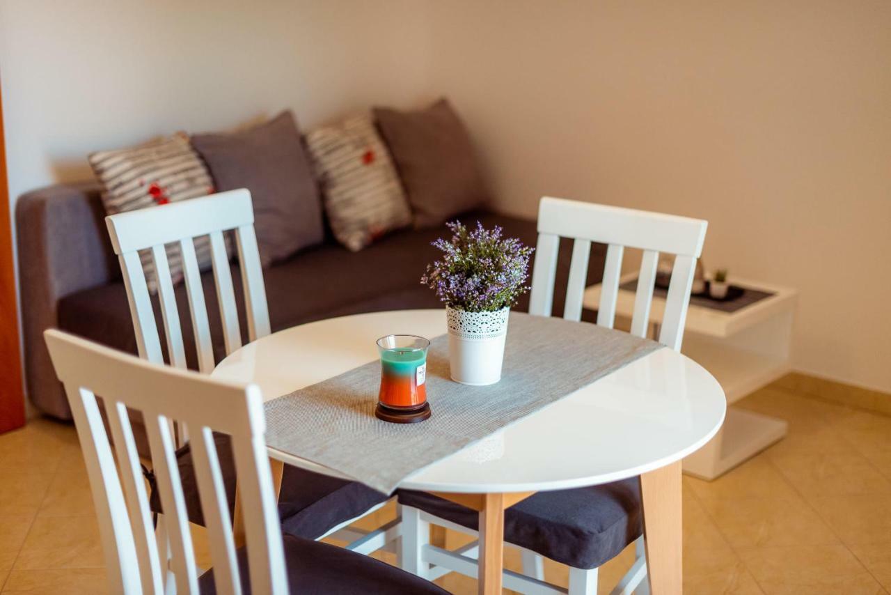 Apartmani Marina Klek Exteriör bild