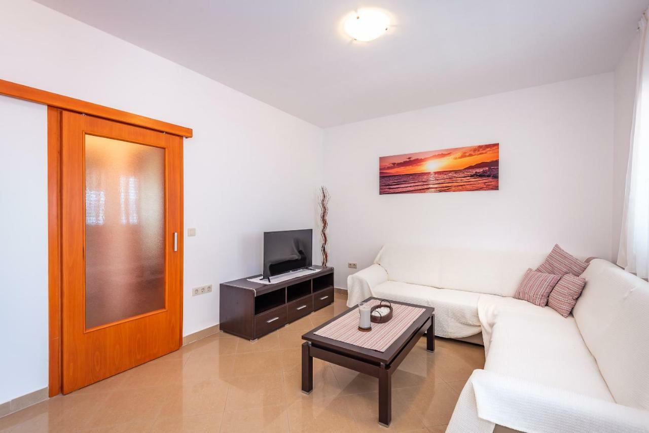 Apartmani Marina Klek Exteriör bild